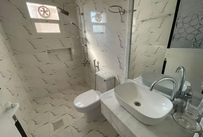155590262 - Property Image 3