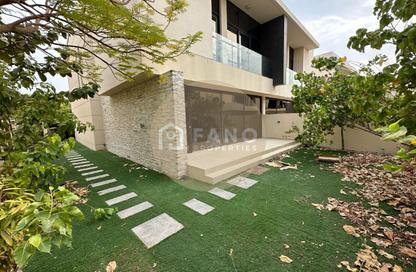 Villa - 3 Bedrooms - 4 Bathrooms for rent in Queens Meadow - Damac Hills - Dubai Villa - 3 Bedrooms - 4 Bathrooms for rent in Queens Meadow - Damac Hills - Dubai