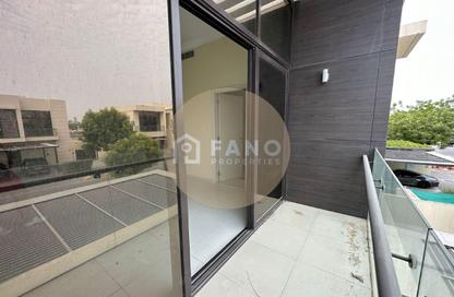 Villa - 3 - 4 for rent in Queens Meadow - Damac Hills - Dubai