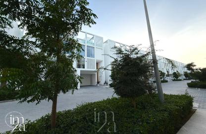 Villa - 4 - 5 for sale in Ixora - Al Barari - Dubai Villa - 4 - 5 for sale in Ixora - Al Barari - Dubai