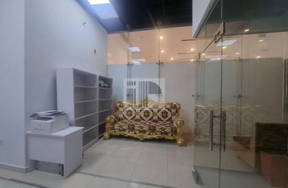 Retail - Studio for rent in Park Towers Podium - Park Towers - DIFC - Dubai