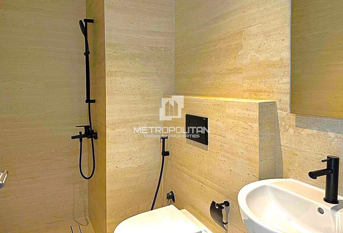 Corner Unit | Vacant | Full Sea View | Brand New photo 13