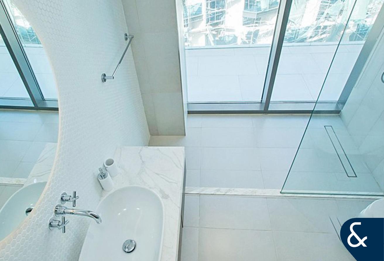 3 Beds Plus maids | Rooftop Pool | Balcony photo 23