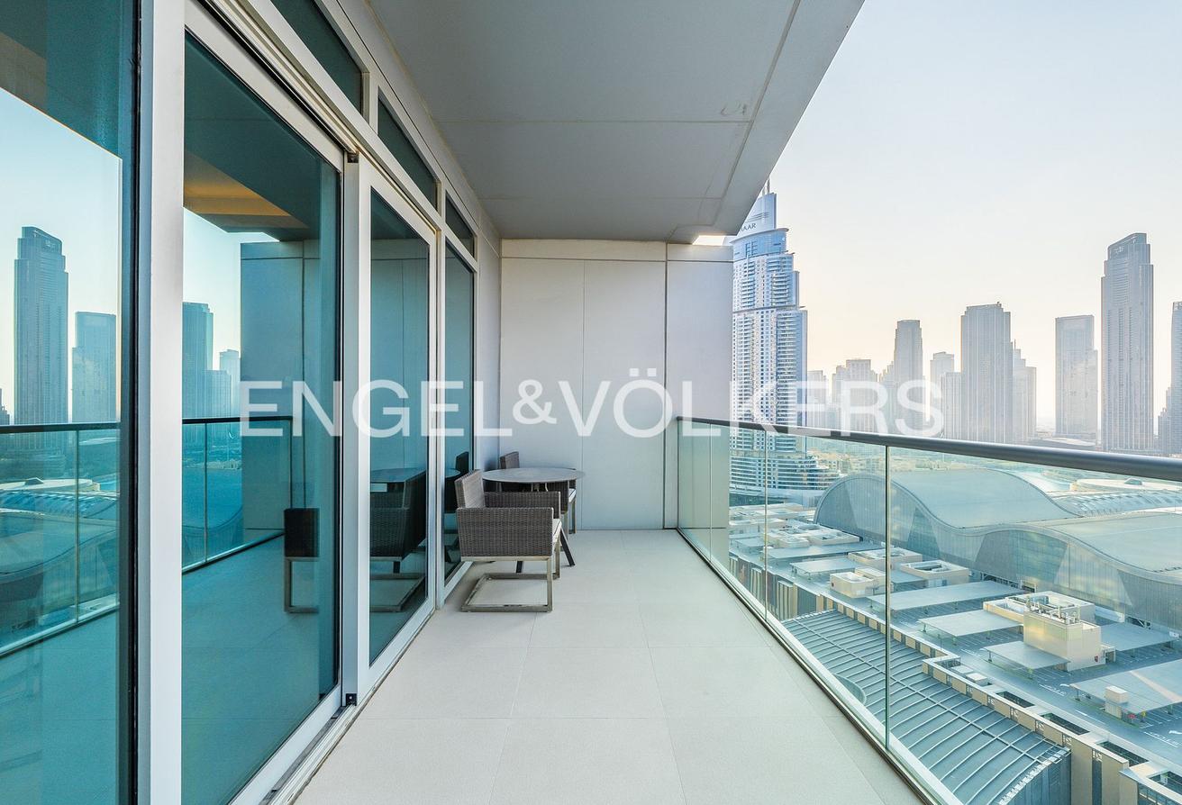 Burj Khalifa View | Luxurious | Dubai Mall Access photo 14