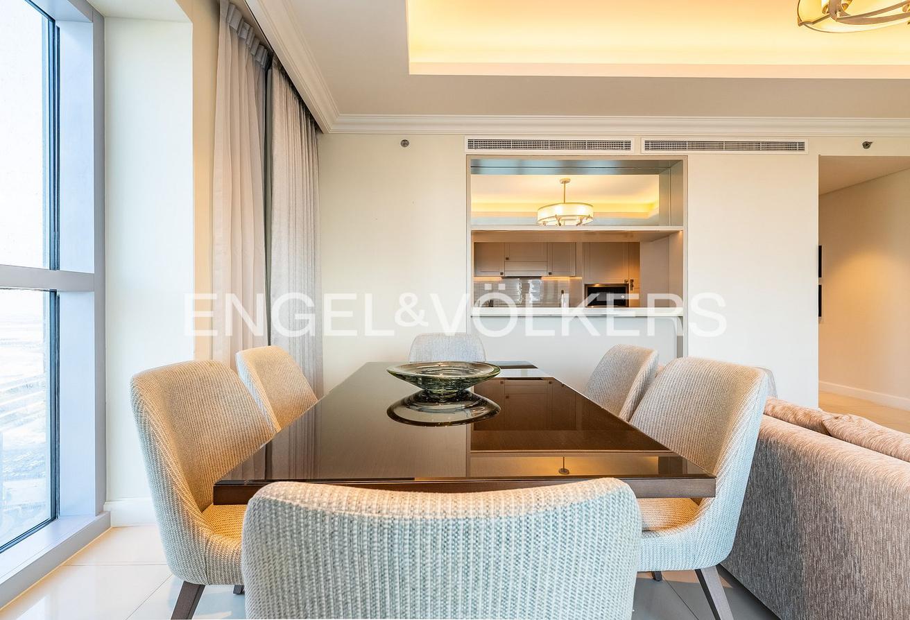 Burj Khalifa View | Luxurious | Dubai Mall Access photo 8