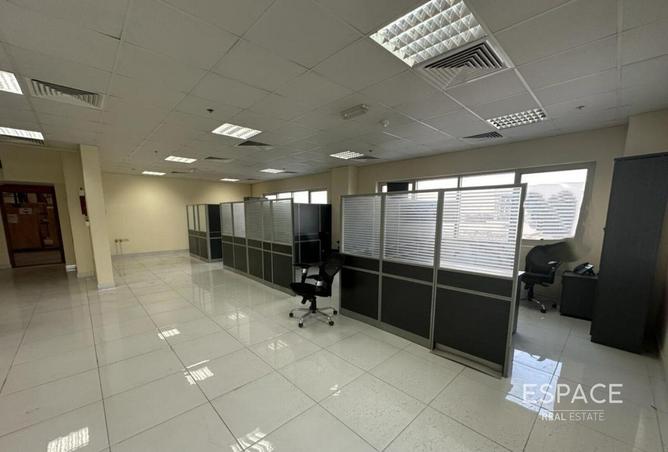 85330353 - صورة العقار 3