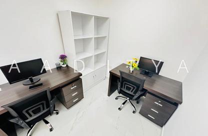 Office Space - Studio - 1 Bathroom for rent in Reem Residency - Al Karama - Dubai