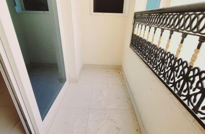 Apartment - 2 Bedrooms - 3 Bathrooms for rent in GGICO Building Moweilah - Muwaileh Commercial - Sharjah