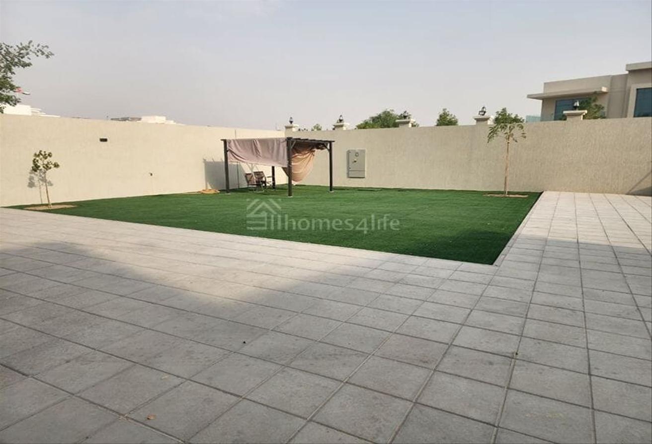 Brand New | Spacious Plot | 5BR + Maid | Luxurious photo 3
