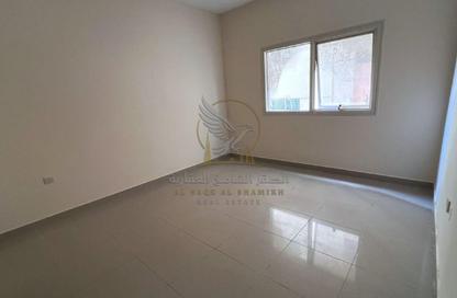 Apartment - 1 - 2 for rent in Dar Al Aman 33 - Bu Tina - Al Sharq - Sharjah