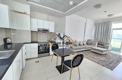 شقة - غرفة نوم - 2 حمامات للايجار في بوابة بن غاطي - الجداف - دبي