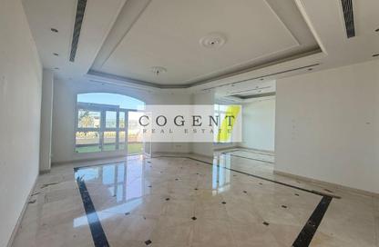 Villa - 5 Bedrooms - 6 Bathrooms for rent in Umm Suqeim 2 Villas - Umm Suqeim 2 - Umm Suqeim - Dubai