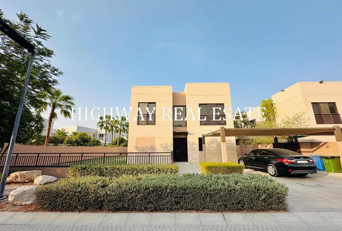 124293425 - Property Main Image