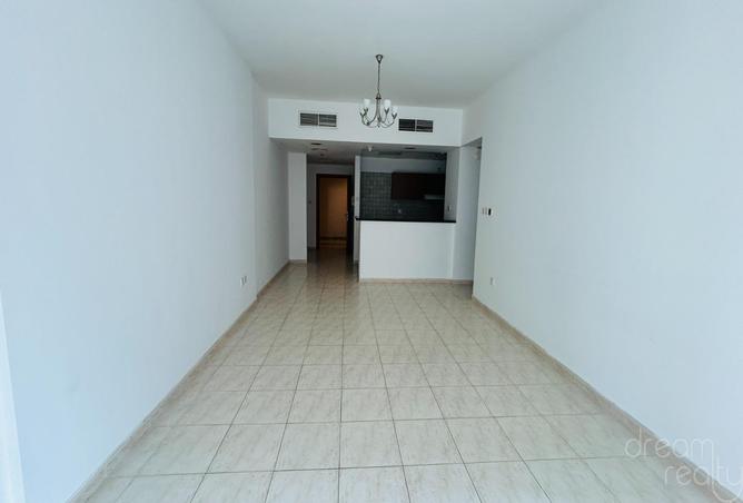 68301928 - Property Main Image