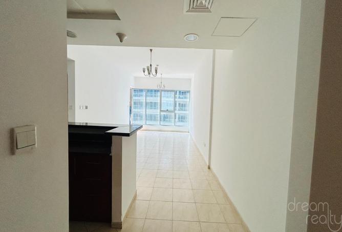 68301928 - Property Image 2