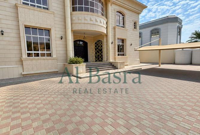 Spacious 5 Master Bedroom Villa