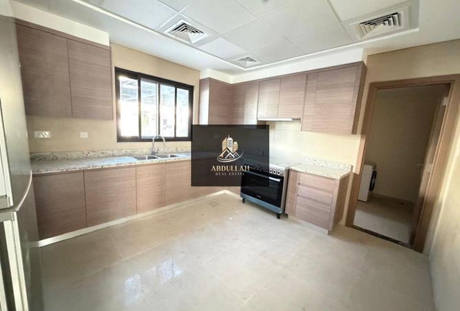 72304989 - Property Image 3