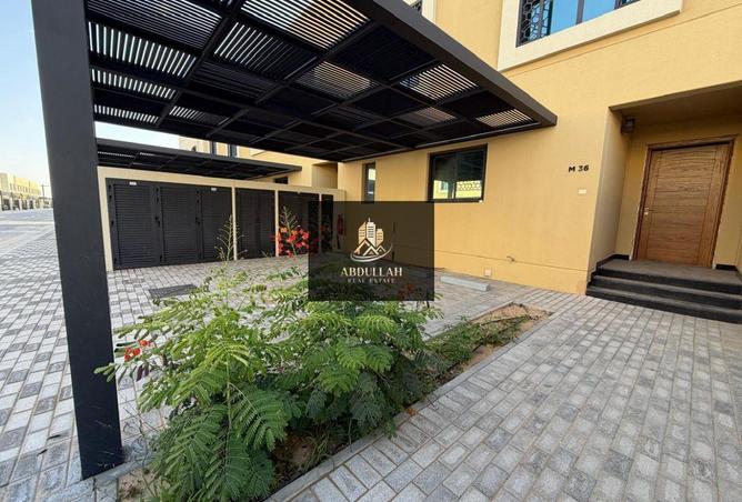 72304989 - Property Image 2