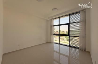 Villa - 4 Bedrooms - 4 Bathrooms for rent in Flora - Damac Hills - Dubai Villa - 4 Bedrooms - 4 Bathrooms for rent in Flora - Damac Hills - Dubai