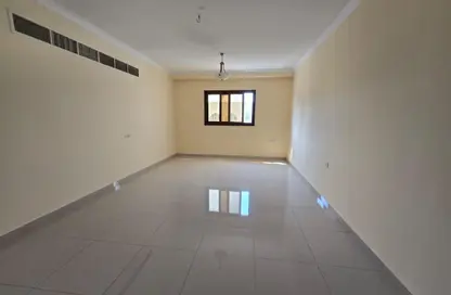 Apartment - 2 Bedrooms - 2 Bathrooms for rent in Al Qulaya'ah - Al Sharq - Sharjah Apartment - 2 Bedrooms - 2 Bathrooms for rent in Al Qulaya'ah - Al Sharq - Sharjah