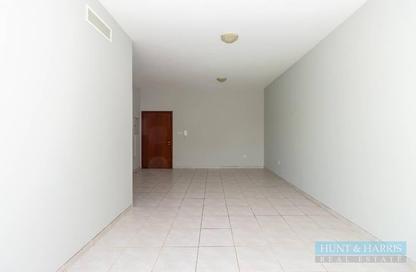 Apartment - 1 Bedroom - 2 Bathrooms for rent in Golf Apartments - Al Hamra Village - Ras Al Khaimah