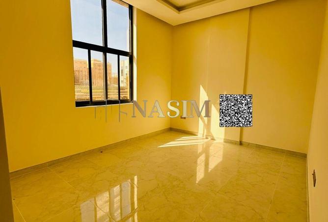 57382137 - Property Image 2