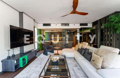 Apartment - 2 Bedrooms - 2 Bathrooms for sale in Al Majara 2 - Al Majara Towers - Dubai Marina - Dubai