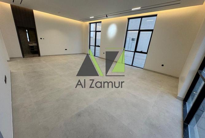 135604433 - Property Image 3