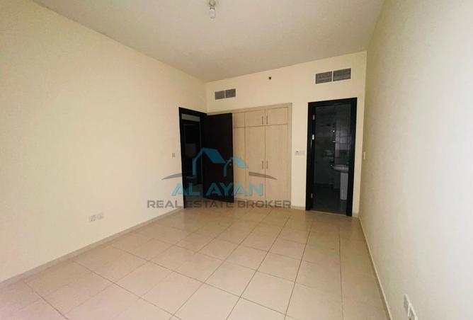 142844040 - Property Image 2