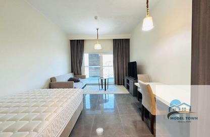 Apartment - Studio - 1 Bathroom for rent in Leonardo Residences - Masdar City - Abu Dhabi