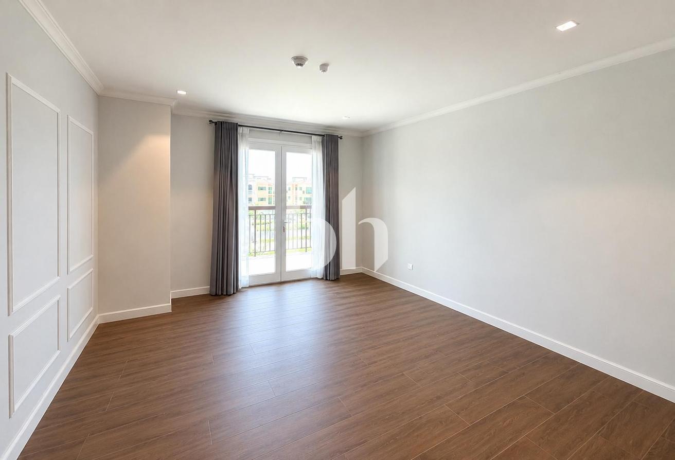 Single Row | Water View | Maids Room photo 13