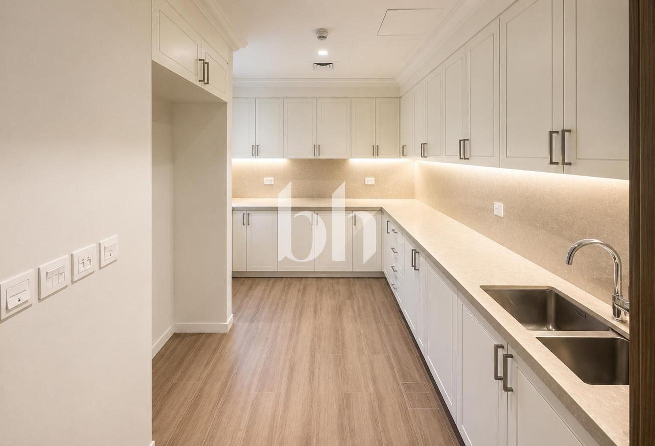 Single Row | Water View | Maids Room photo 6