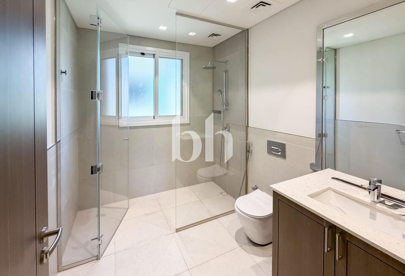 Single Row | Water View | Maids Room photo 29