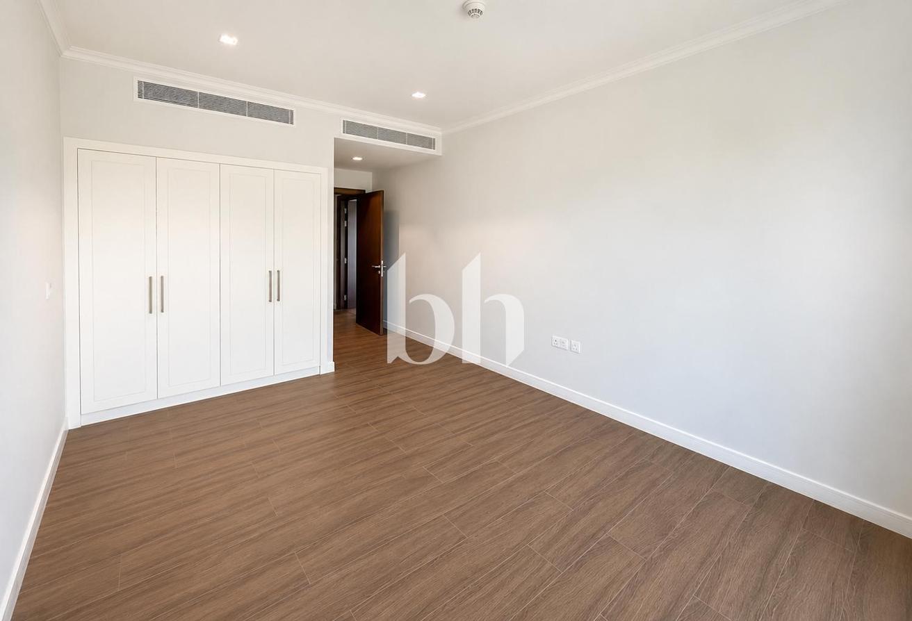 Single Row | Water View | Maids Room photo 22