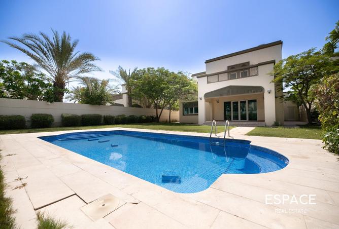 103678178 - Property Main Image