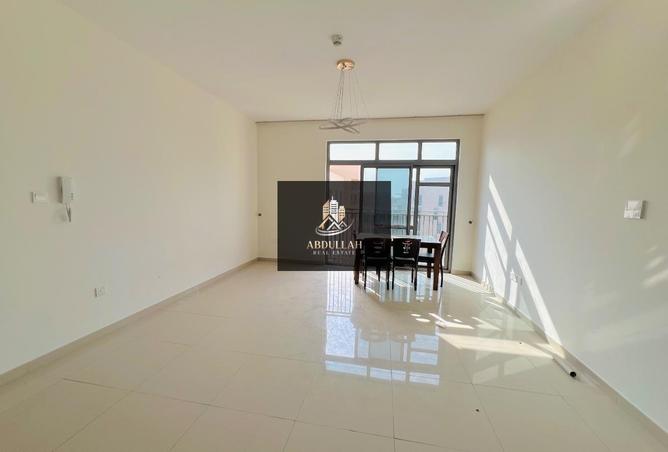 83244073 - Property Main Image