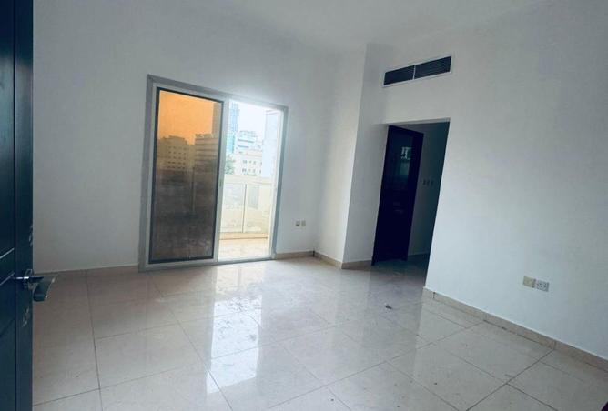 72327886 - Property Image 2