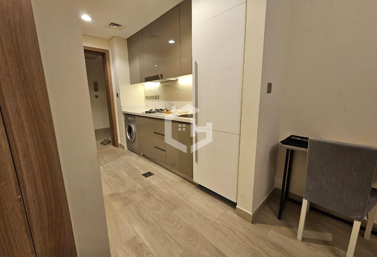 Skyline View | Prime Location | Fully Furnished photo 6