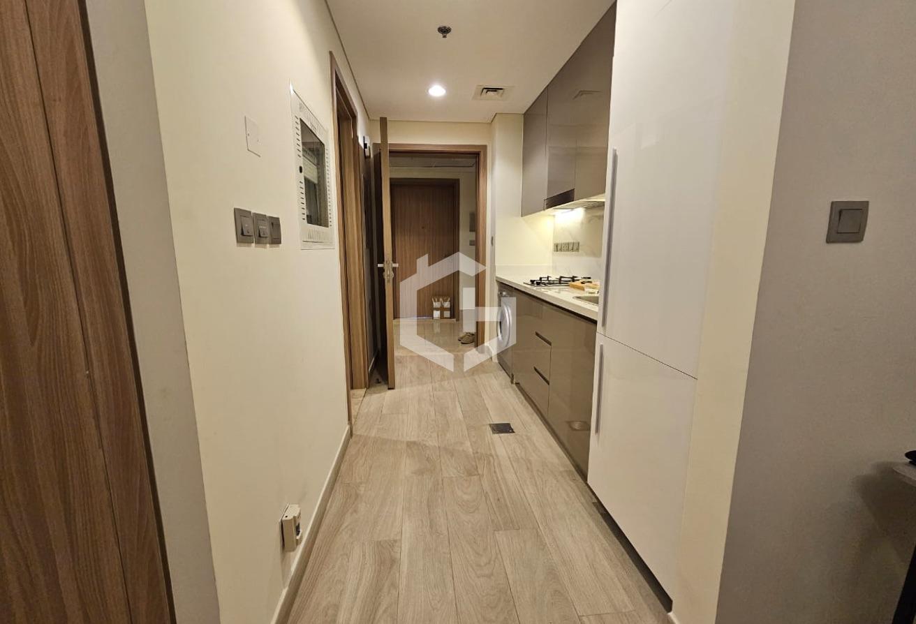 Skyline View | Prime Location | Fully Furnished photo 5