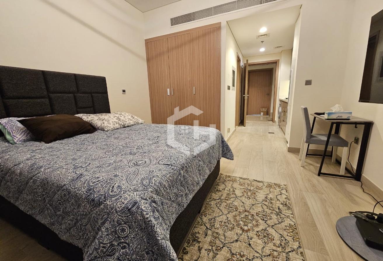 Skyline View | Prime Location | Fully Furnished photo 4