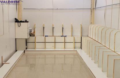 Shop - Studio - 1 Bathroom for rent in Naif Building 3 - Naif - Deira - Dubai