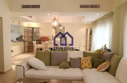 تاون هاوس - 3 غرف نوم - 3 حمامات للبيع في تاون هاوسز قرية الحمرا - قرية الحمرا - رأس الخيمة