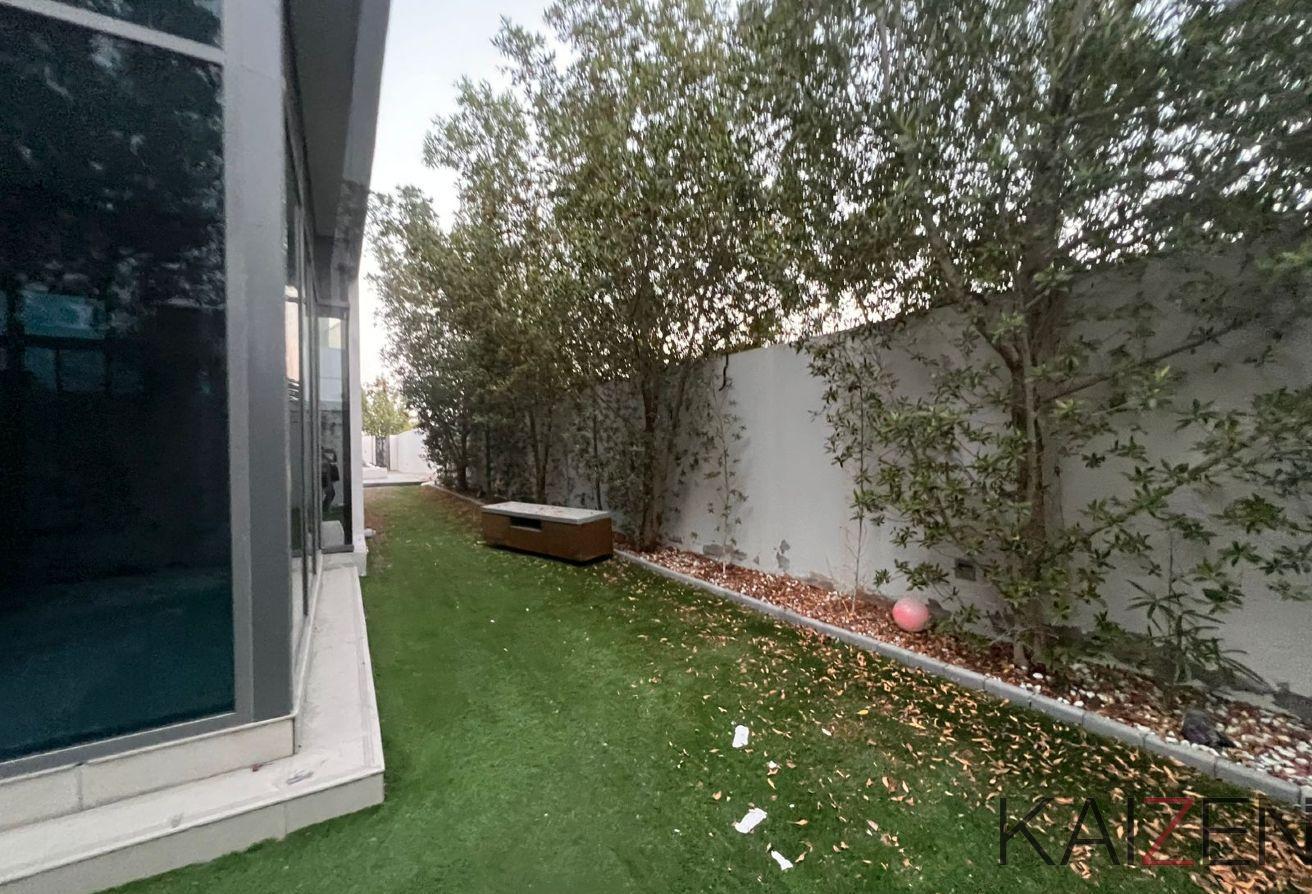 Premium 5BHK Villa | Maids Room | Prime Location photo 15