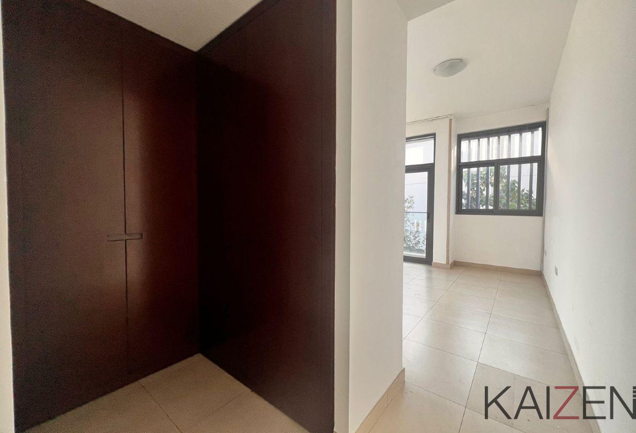 Premium 5BHK Villa | Maids Room | Prime Location photo 8