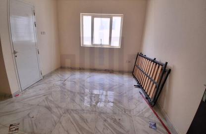 Apartment - Studio - 1 Bathroom for rent in Fire Station Road - Muwaileh - Sharjah