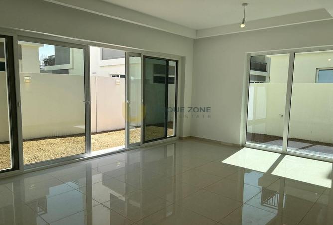 97833963 - Property Main Image