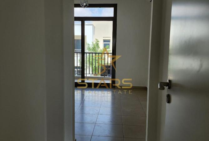 87032683 - صورة العقار 2