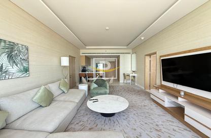 Apartment - 1 Bedroom - 2 Bathrooms for rent in The Palm Tower - Palm Jumeirah - Dubai