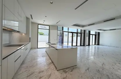 Villa - 5 Bedrooms - 5 Bathrooms for sale in District One Phase III - District One - Mohammed Bin Rashid City - Dubai