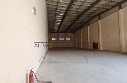 Warehouse - Studio - 1 for rent in Umm Al Thuoob - Umm Al Quwain
